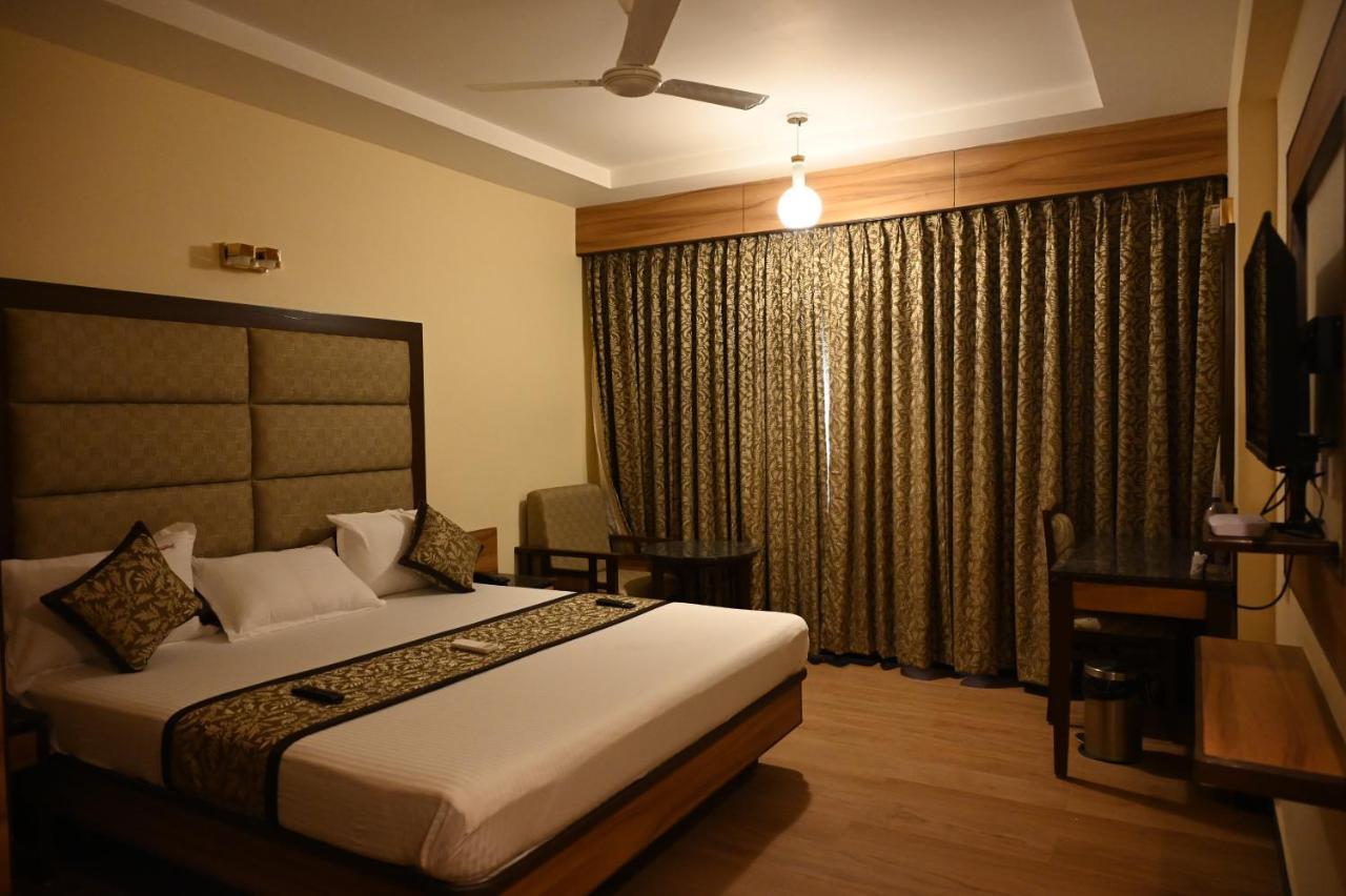 Hotel Sms Grand Imperial Vellore Ngoại thất bức ảnh